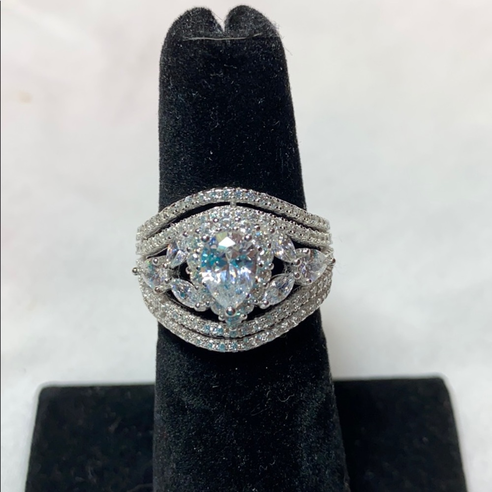 Bella Luce 10.00ctw White Diamond Simulant - Picture 4 of 11